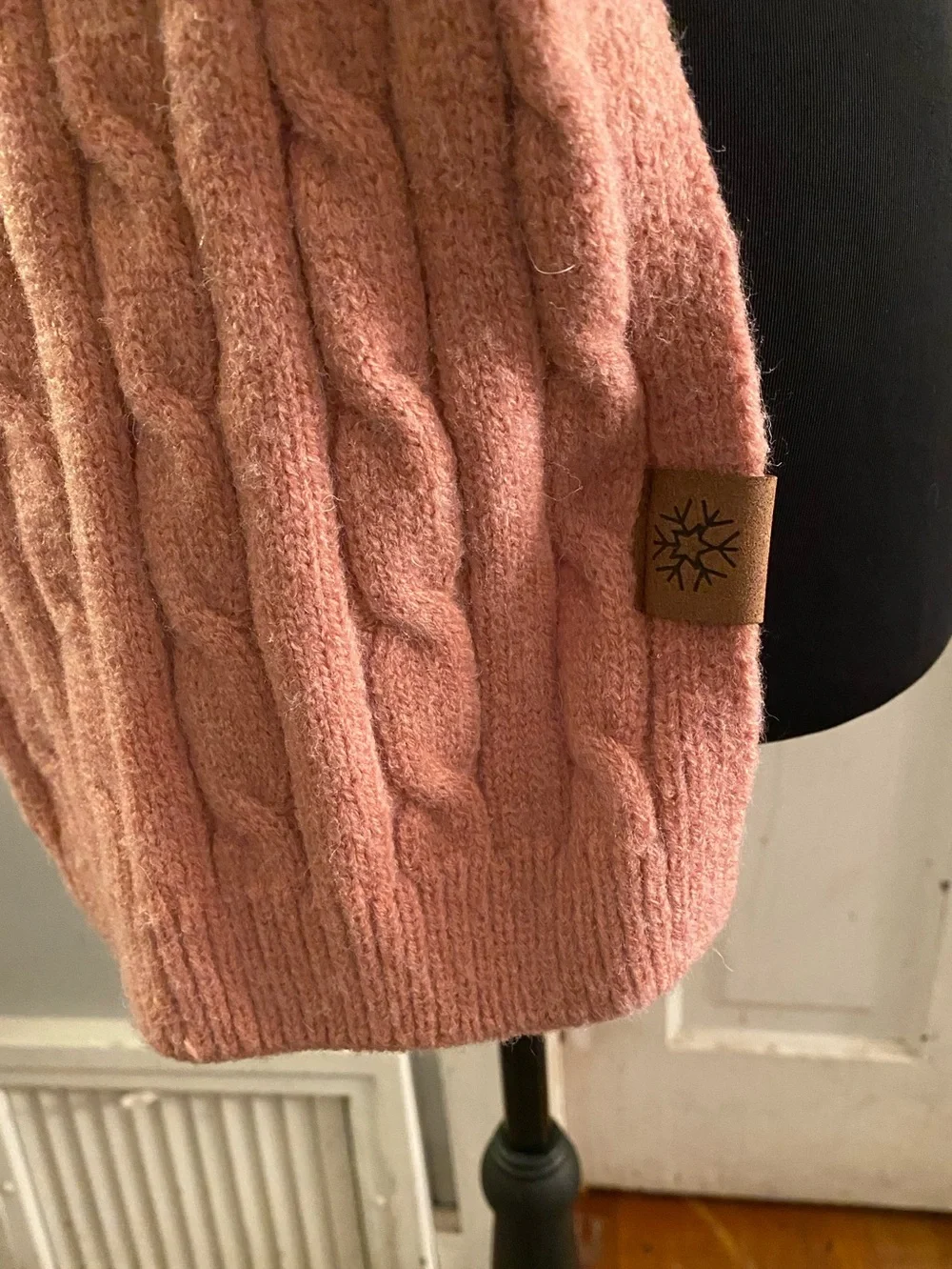 Cable-Knit Blush Pink Scarf - Women's Cozy Wrap